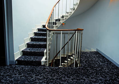 Consejos instalacion hotel moqueta escaleras